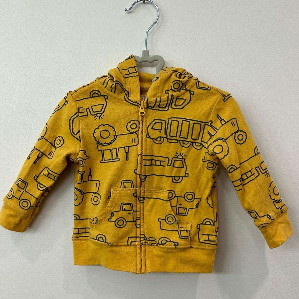CARTERS, Yellow, Tractor Themed, Zip Up with Hood & Diaper Shirt Size 3-6 Month